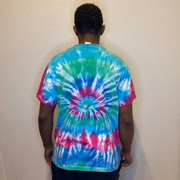 TIE-DYE T-SHIRT- Large - Picture 3 of 4
